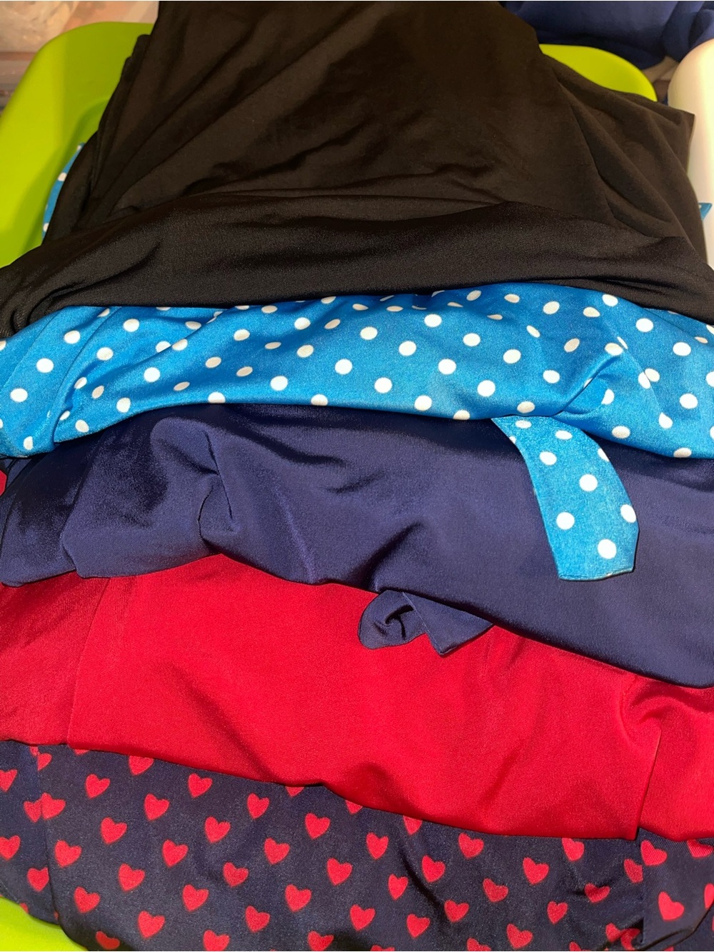 Read Description! Set of 6!!!!! Retrolicious/ Folter Bombshell Dresses - Picture 4 of 6